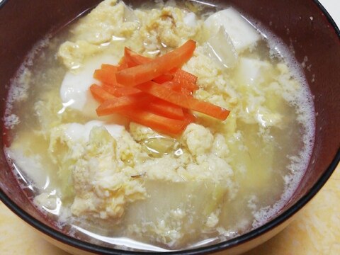 豆腐と白菜の卵とじ麦味噌汁